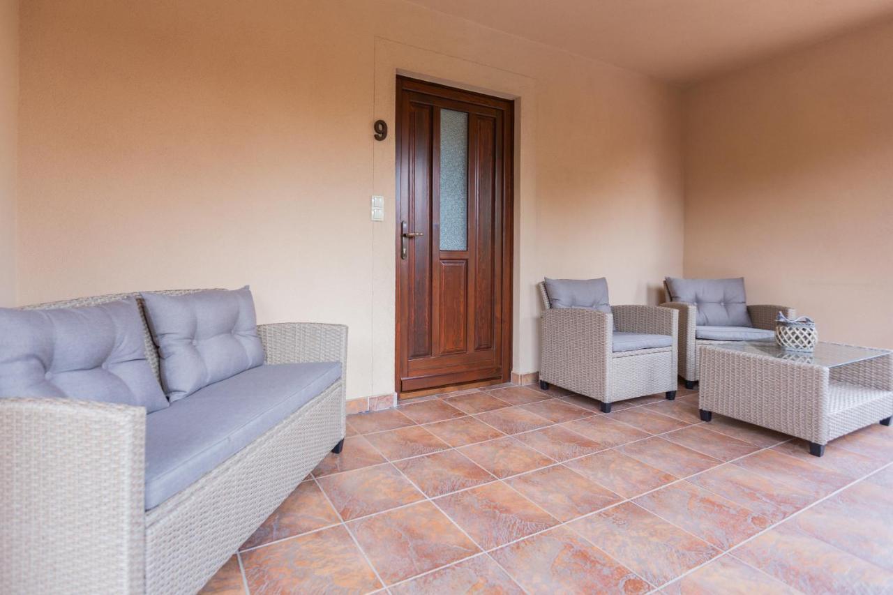 Végvár Spa Apartman Gyula Exterior foto
