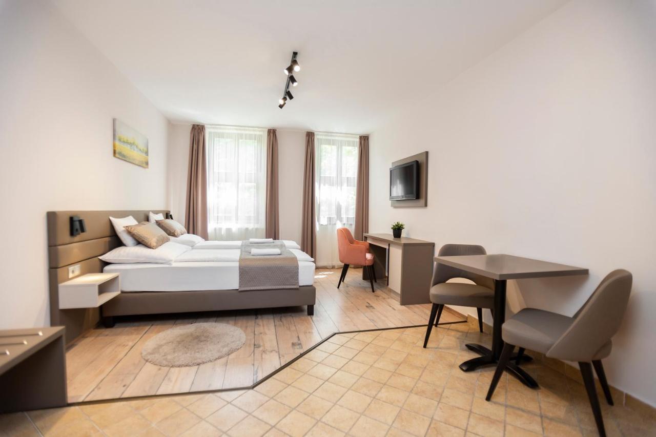 Végvár Spa Apartman Gyula Exterior foto