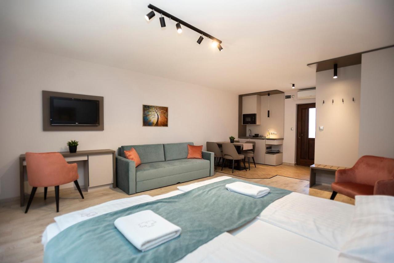 Végvár Spa Apartman Gyula Exterior foto