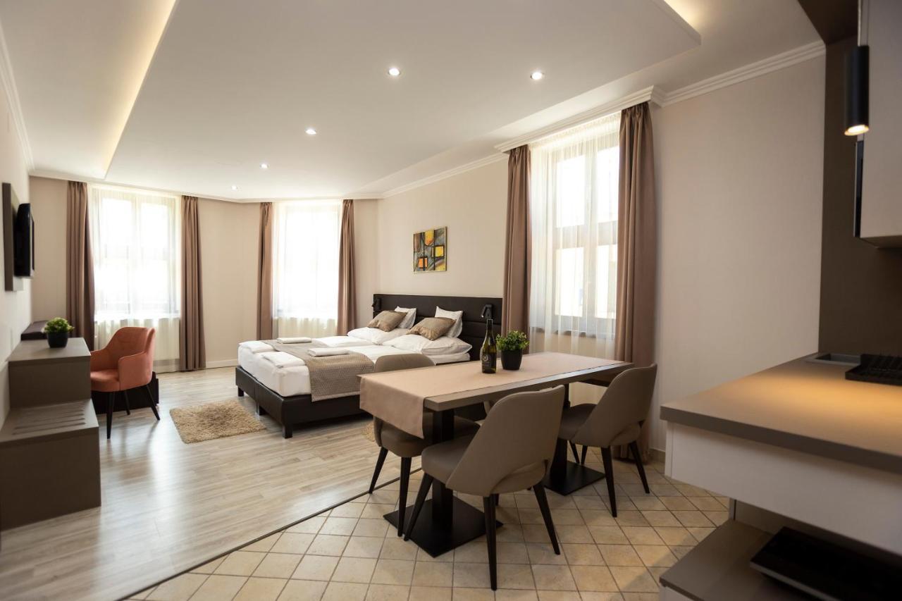 Végvár Spa Apartman Gyula Exterior foto