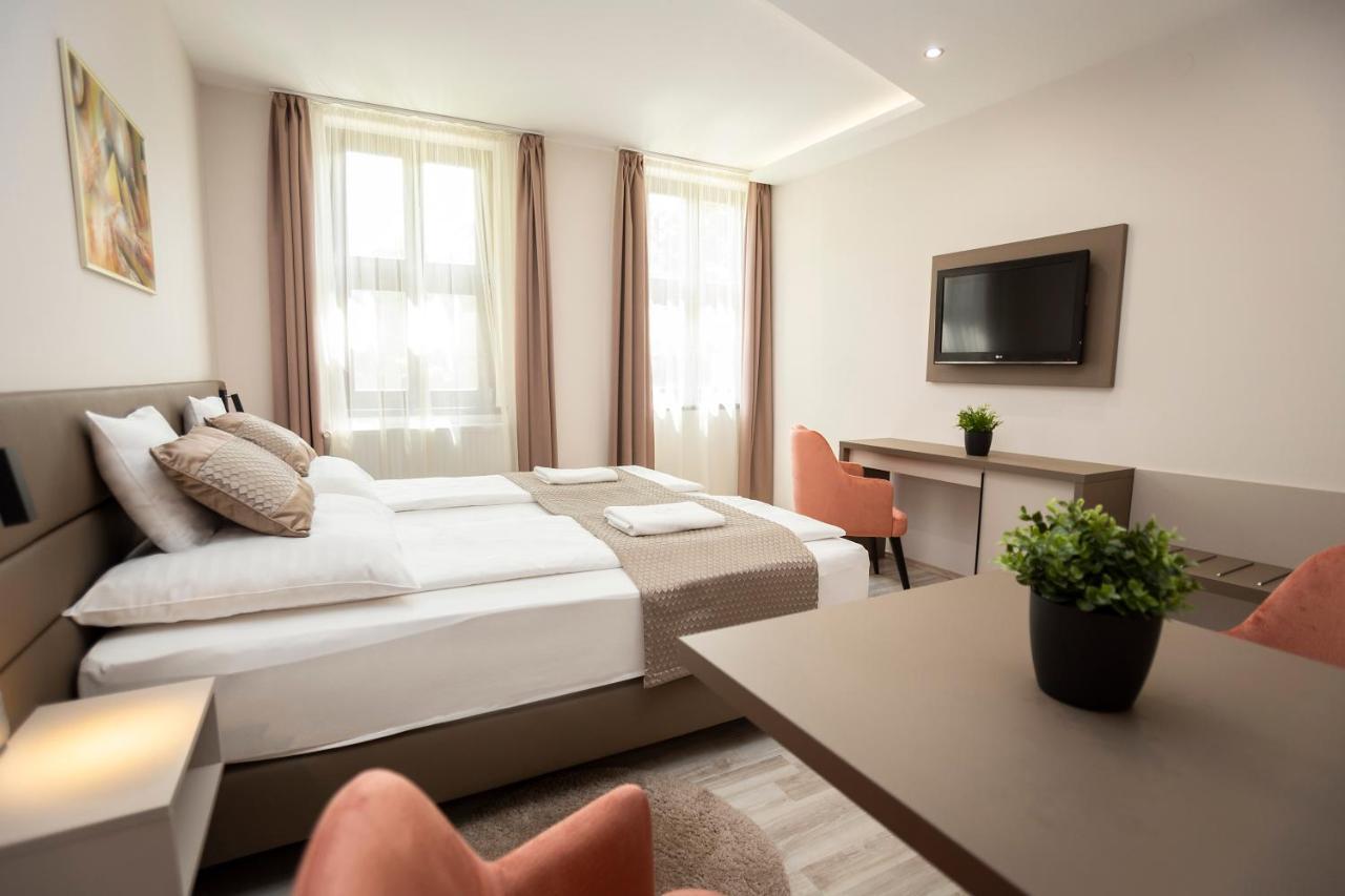 Végvár Spa Apartman Gyula Exterior foto